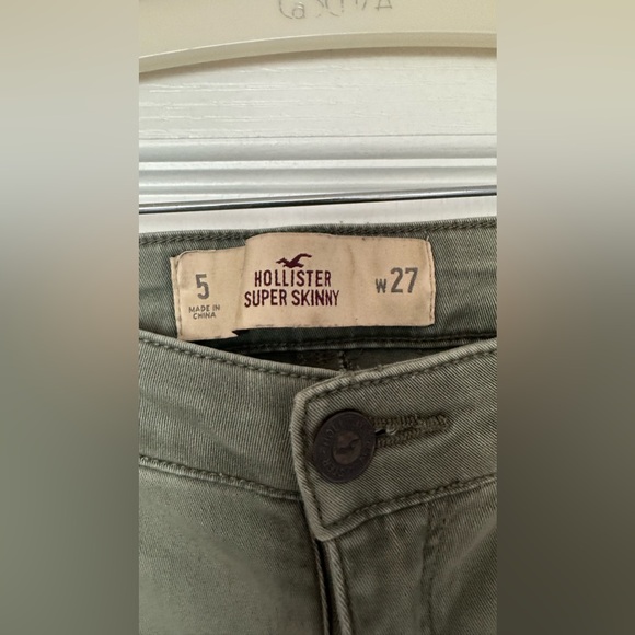 Hollister Skinny Jeans - Women’s Size 6 (W 27) - Army Green - Picture 2 of 3